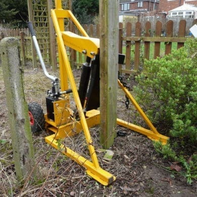 Fence Master® M730 post puller