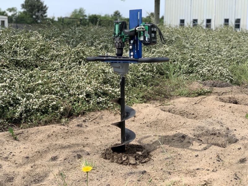 Electric hole deals auger